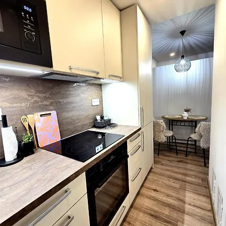 Apartment Nadherny V Centre Bratislavy Pressburg